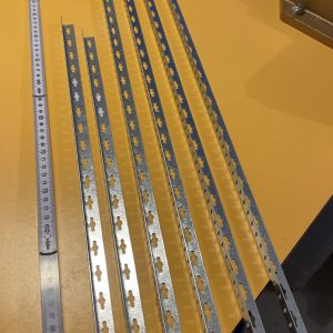 <b>6 Winkelprofil Blech Eisen verzinkt</b>