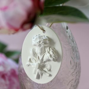 *Silikon-Gießform – Blumenbild mit Schleife – kleiner Anhänger – oval *
